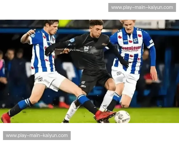 荷兰杯埃因霍温对阵海伦芬：强队主场晋级前景明朗