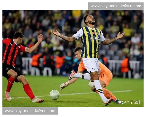 诺丁汉森林欧联杯淘汰赛附加赛首回合客场3-0完胜费内巴切