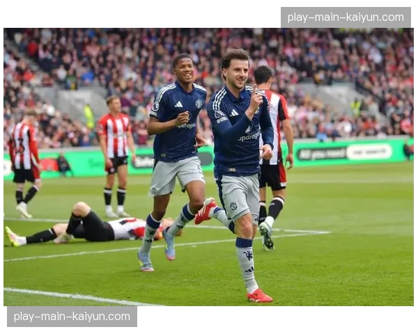 战术深度：瓜迪奥拉变阵3-2-4-1，如何击穿布伦特福德的密集防守